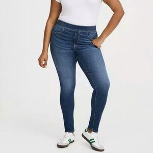 Torrid Lean Jean super soft blue skinny jeans Jegging size 18 1X regular
